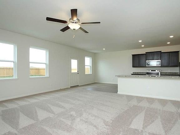 3rd image of 23135 Shakespeare Dr