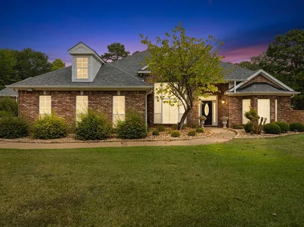 115 Pine Valley Dr, Marshall, TX 75672