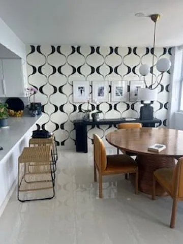 1 bed, 1100 sqft, $3,100 — Photo 3