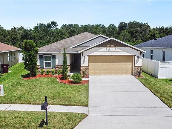 2nd image of 2843 Shelburne Way