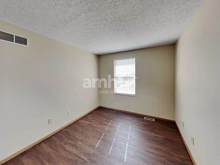 1064 Amherst Blvd — Photo 17