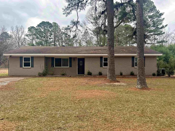 26 Snyder Rd, Arkadelphia, AR 71923