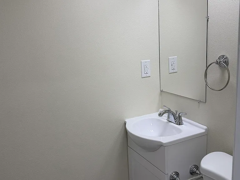 3844 Fisher Rd NE — Photo 5