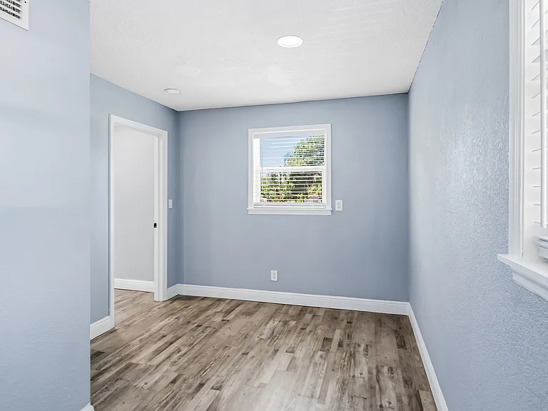 7181 49th Ave N #2 — Photo 9