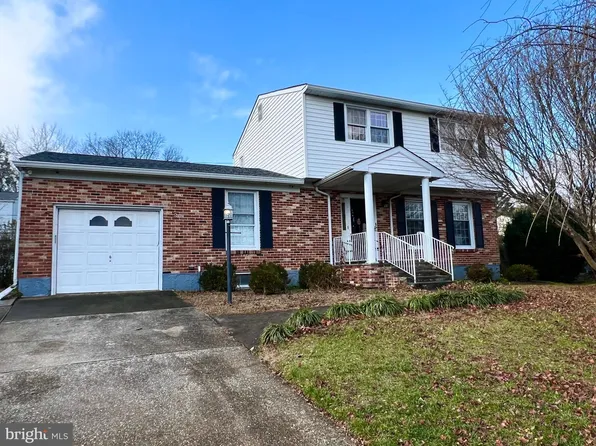 619 Cranhill Dr, Wilmington, DE 19808