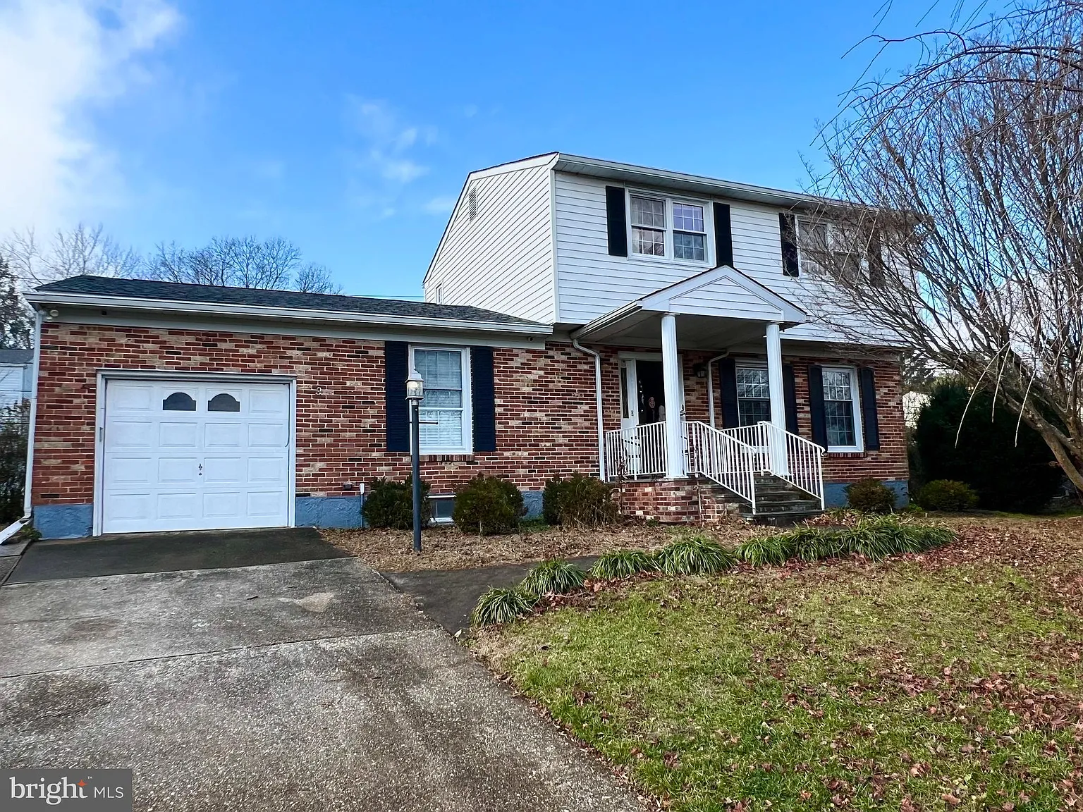 619 Cranhill Dr photo 1