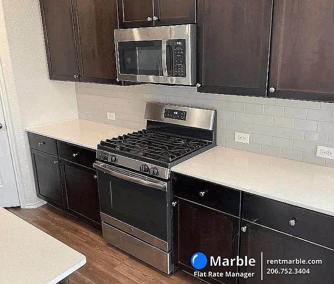 2300 Copal Dr — Photo 2