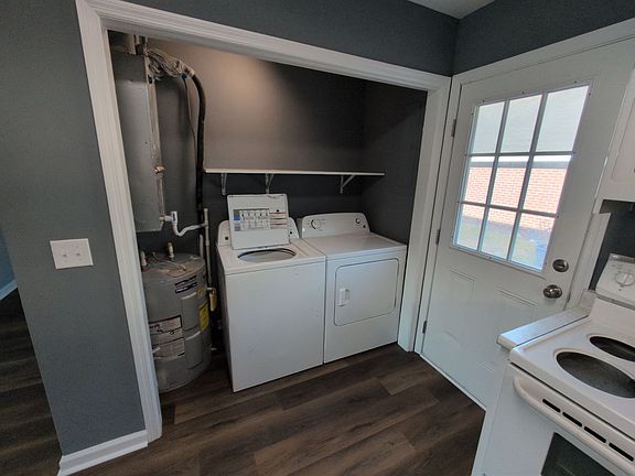 4th image of 140 Lanier Dr #106