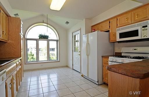 4th image of 6500 Pine Trail Ln APT 4