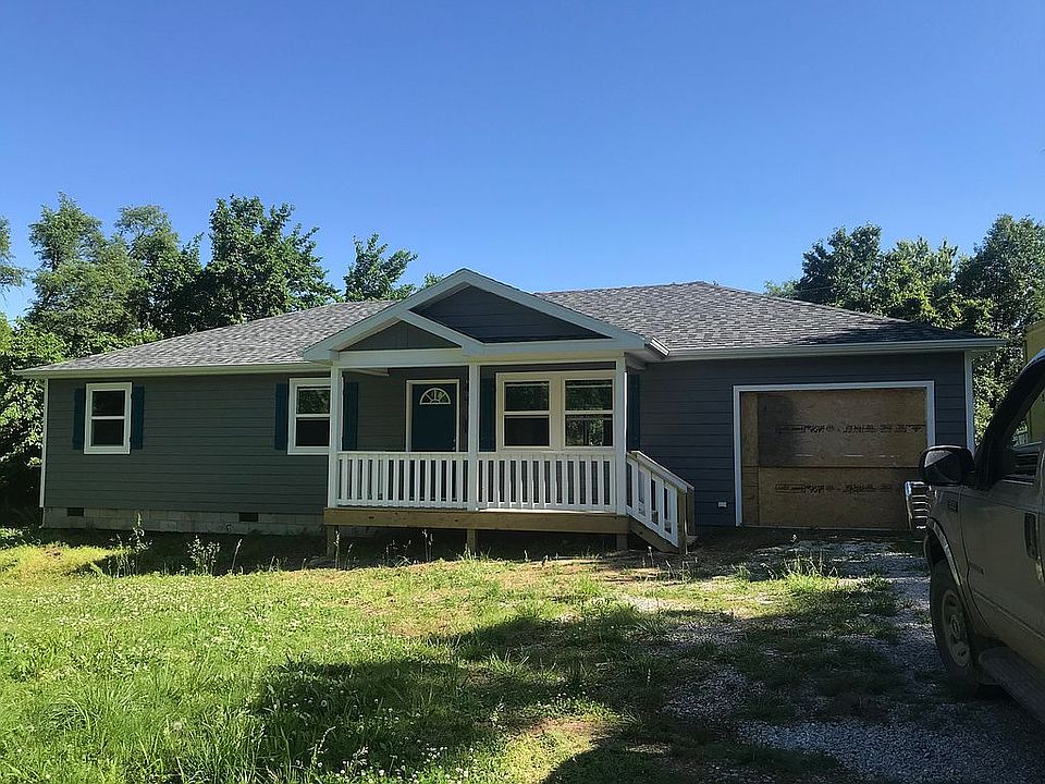 1st image of 306 W Marshall St