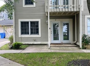 750 Quinnipiac Ave #4, New Haven, CT 06513