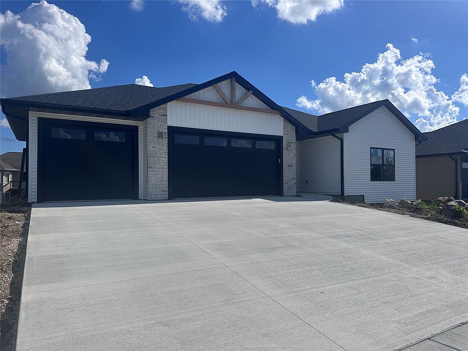 1st image of 1845 Cottage Ridge Dr