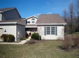 37 Sandalwood Ln, Rhinebeck, NY 12572