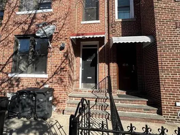 43-13 25th Avenue image 1 of 9