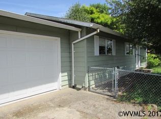 947 NE 25th St, McMinnville, OR 97128