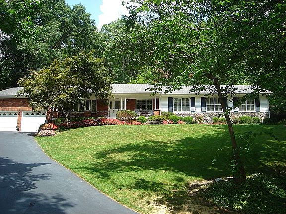 2nd image of 8810 Mountain Brook Dr