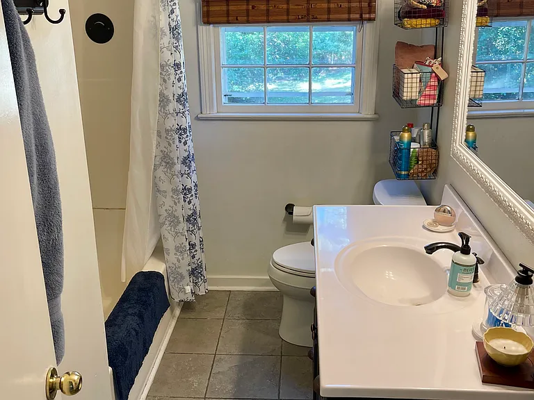 1334 Columbia Dr — Photo 17