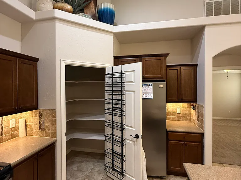Silverado Dr — Photo 8