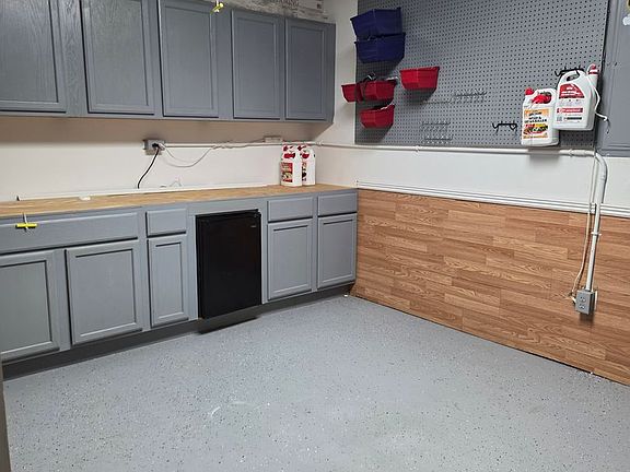 4th image of 164 Wayfair Ln