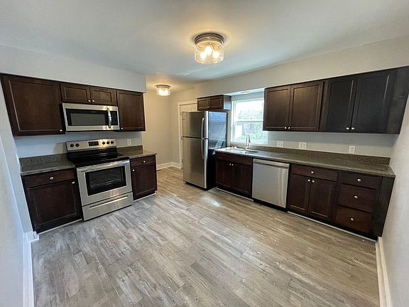 5th image of 1117 N 10th St Unit A