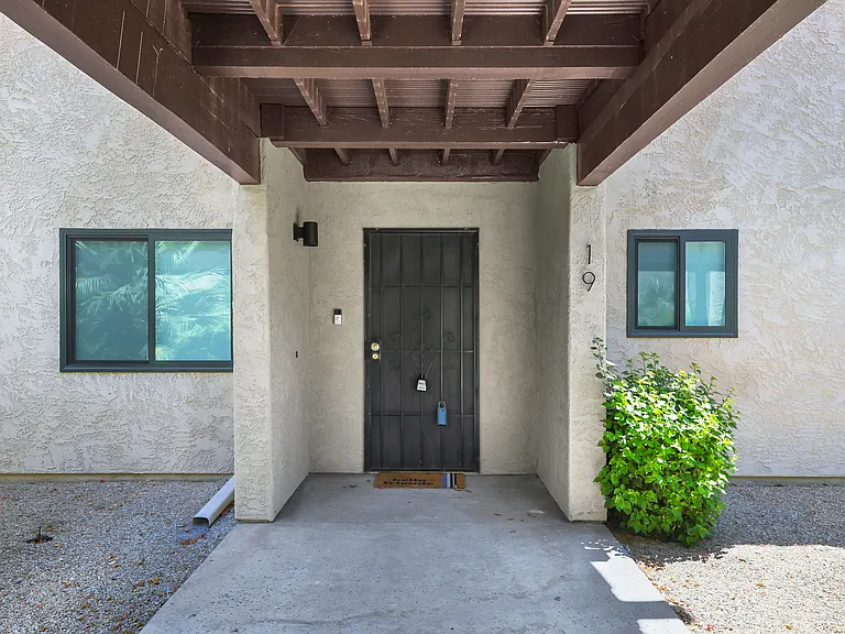 2170 S Palm Canyon Dr #19 — Photo 2