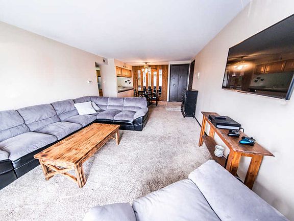 2nd image of 5227 James Ln APT 1423