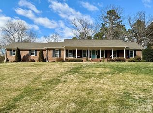 2809 Twinfield Dr, Concord, NC 28025