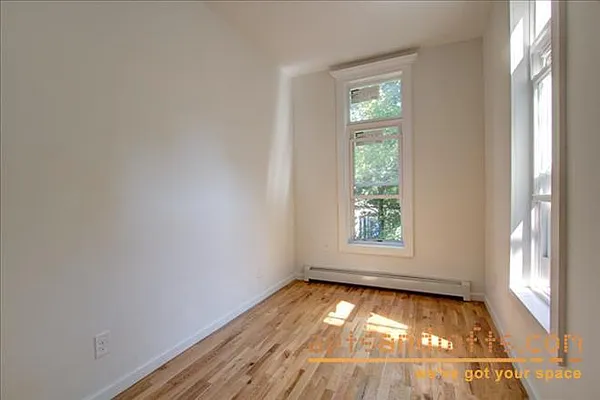 Rented by aptsandlofts.com | media 27