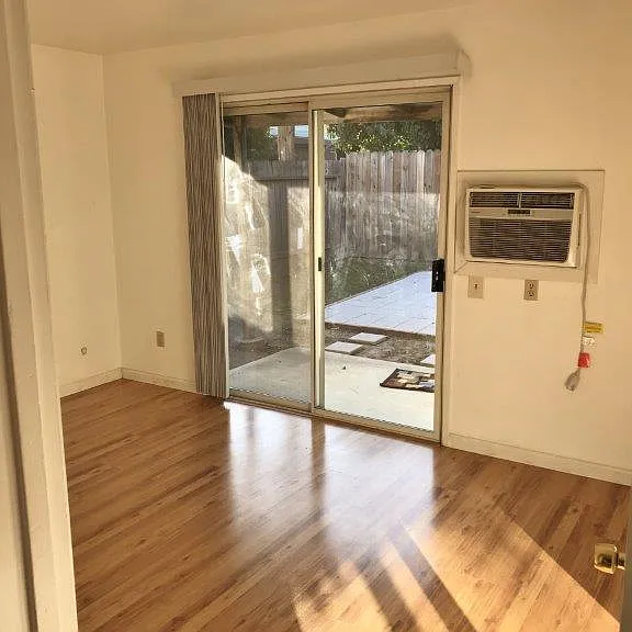 511 Fir St — Photo 12