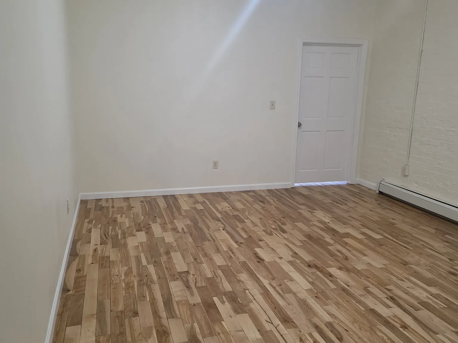 2 bed, $1,750 — Photo 1