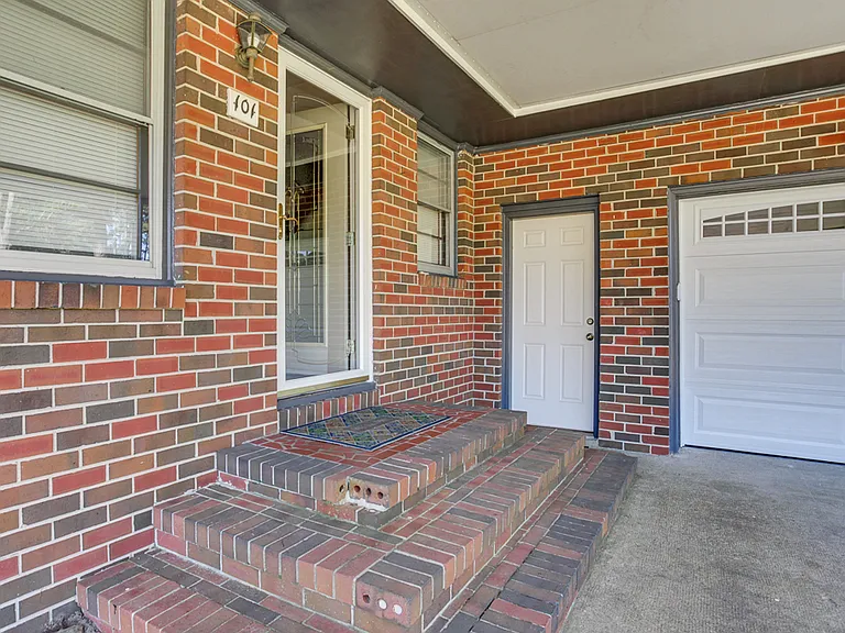 101 Lamper Rd — Photo 5