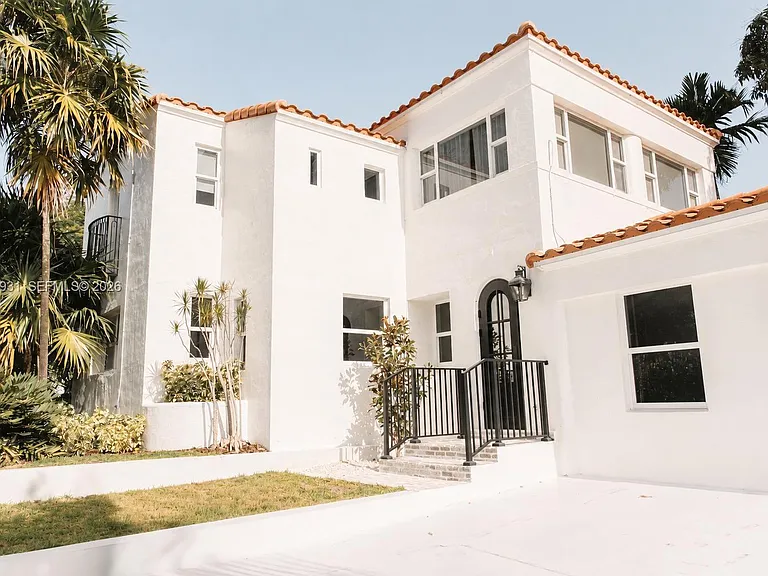 3190 Sheridan Ave — Photo 47