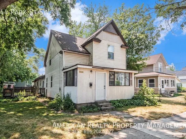 844 Park St SW, Grand Rapids, MI 49504
