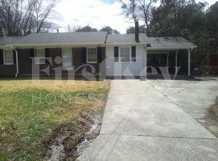 207 Oldenburg Dr, Riverdale, GA 30274
