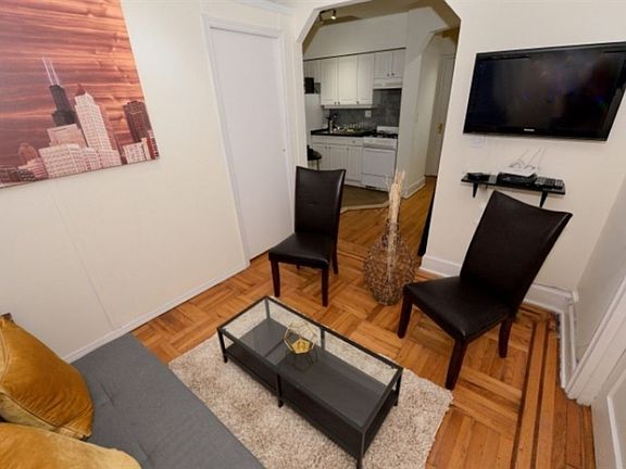 5th image of 405 E 61st St APT 5A