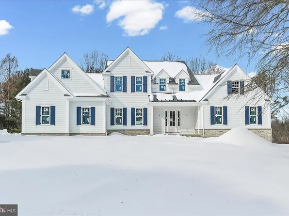 102 Knoxlyn Farm Dr, Kennett Square, PA 19348