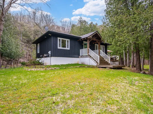 9387 County Road 9 Rd, Clearview, ON L0M 1G0