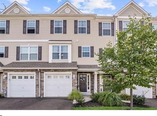 20 Lumber Ln, Mount Ephraim, NJ 08059