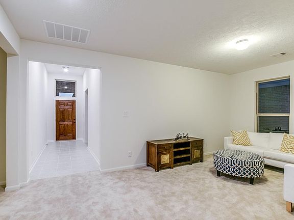 2nd image of 5915 Rivergrove Bend Dr