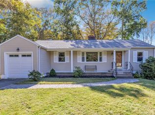 844 Shagbark Dr, Orange, CT 06477