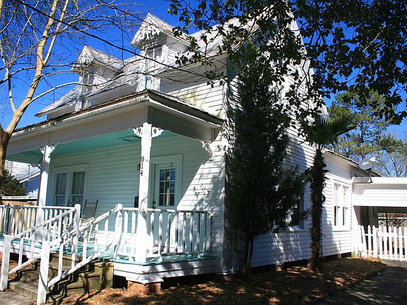3rd image of 814 N Avenue G
