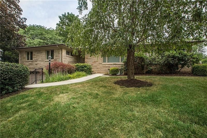 1st image of 2362 Berkshire Dr