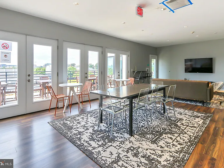 1111 Orren St NE #101 — Photo 33