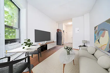 Rented by Living New York