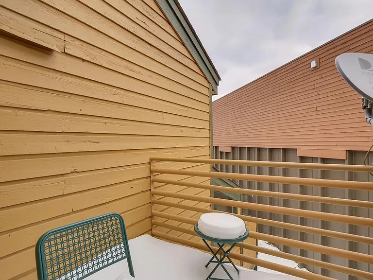 15 Granite St — Photo 28