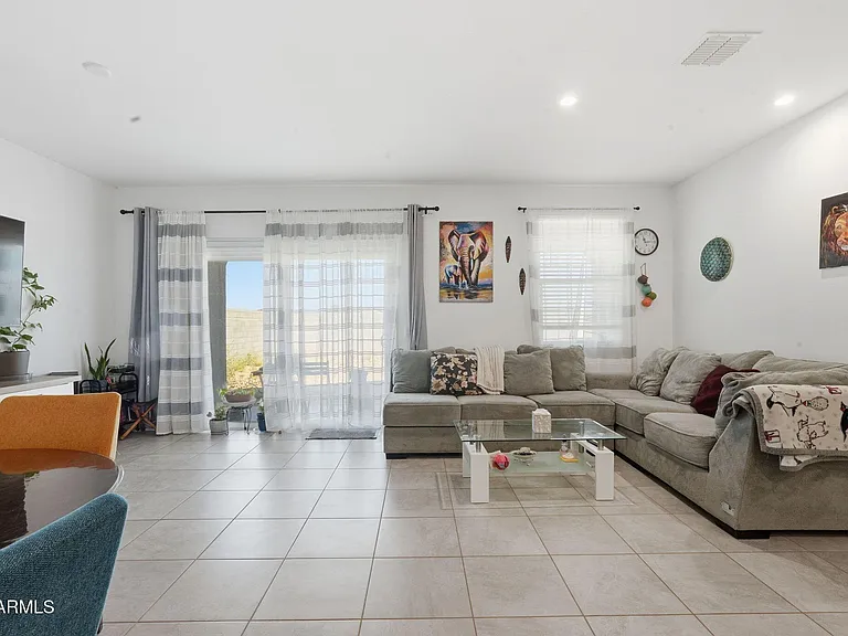 35834 W San Ildefanso Ave — Photo 9