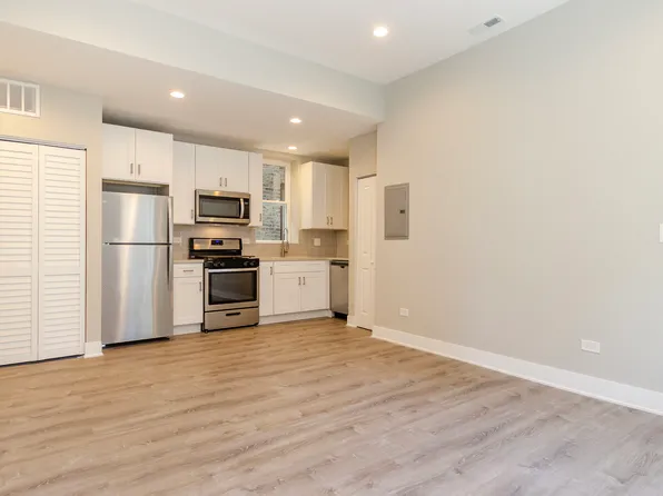 1414 W Blackhawk St #1F, Chicago, IL 60642