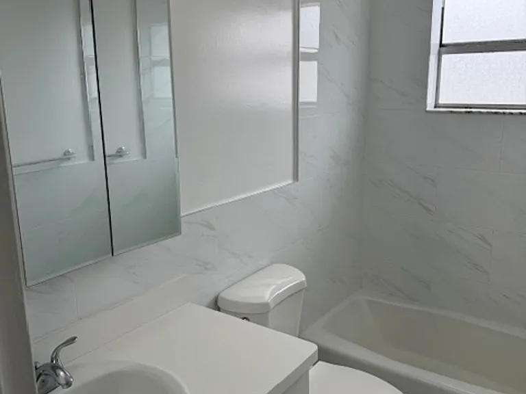 301 S Crescent Dr Hollywood, FL 33021 — Photo 5