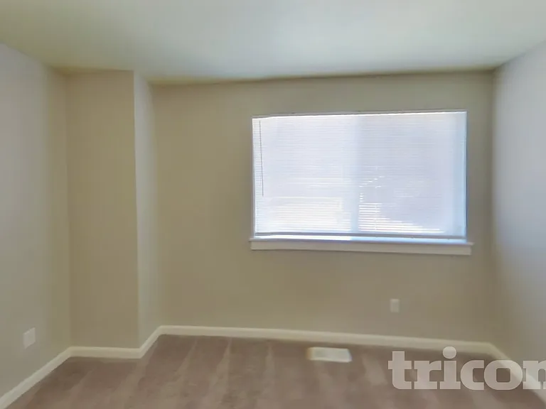 6350 Jagger Pl NE — Photo 12