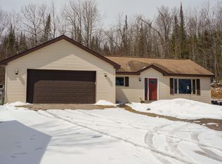 5245 Lakewood Rd, Duluth, MN 55804